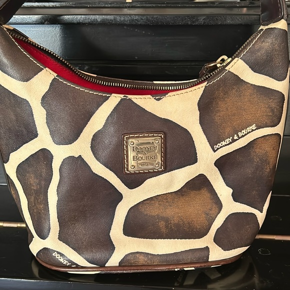 Dooney & Bourke Handbags - Dooney and Bourke vintage giraffe print